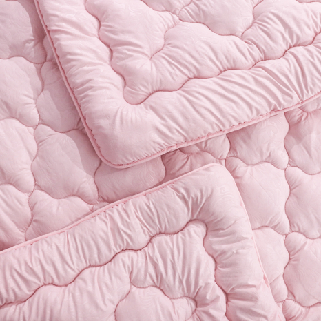 Двоспальна ковдра мікрофібра/холофайбер №46014