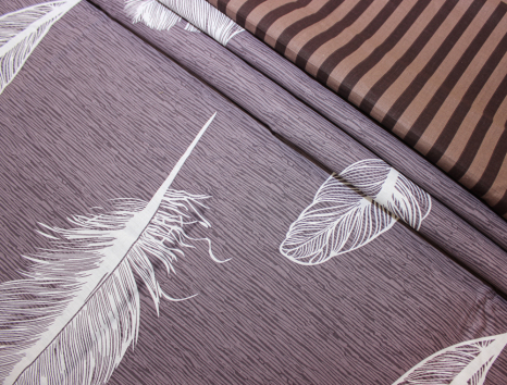 Тканина для постільної білизни Бязь "Gold" Lux "Пір'їнки (коричневий)" GL1293 (A+B) - (50м+50м)