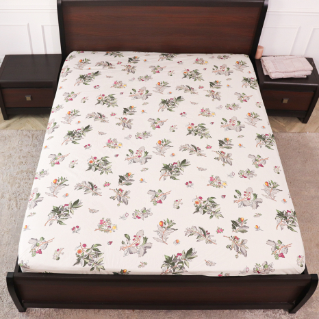 Простынь на резинке (160*200*25) белая с цветочным принтом №663570