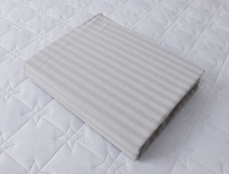 Простирадло на резинці (180*200*25) смугасте світло-сіре №10039