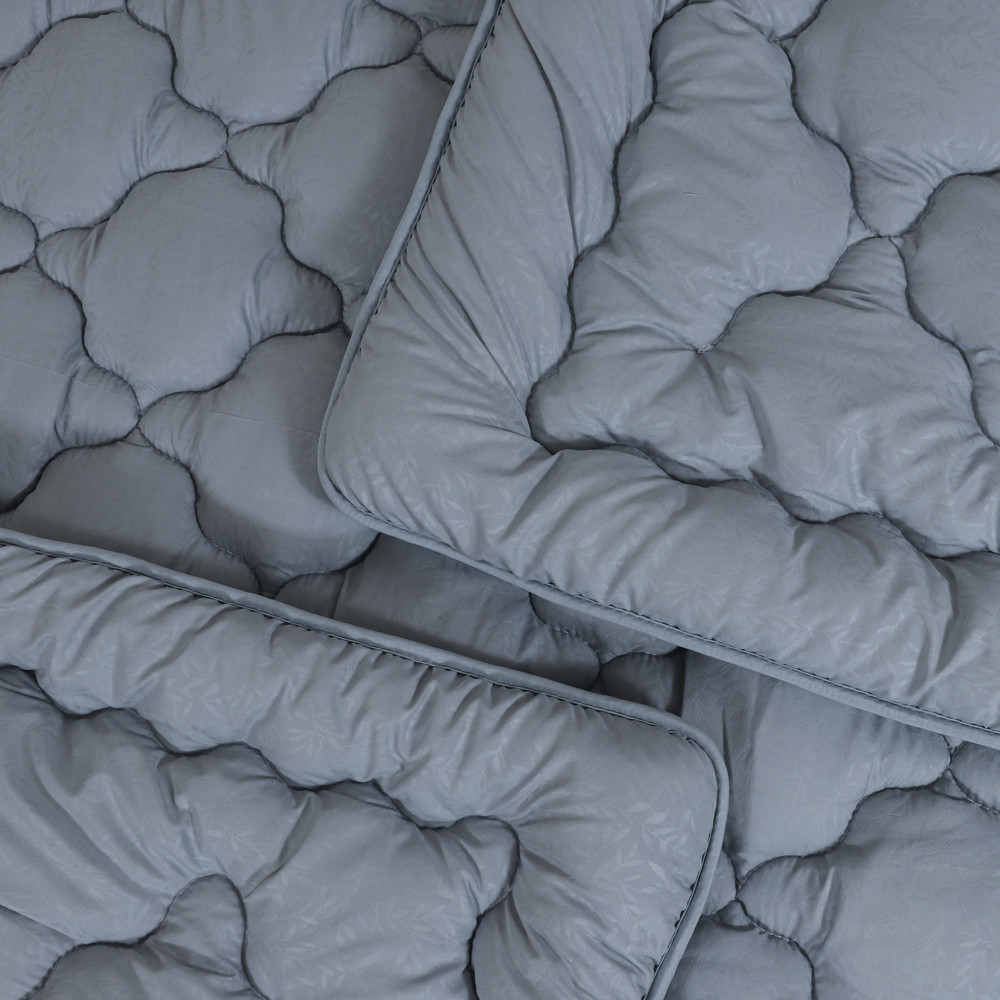 Двоспальна ковдра мікрофібра/холофайбер №40016