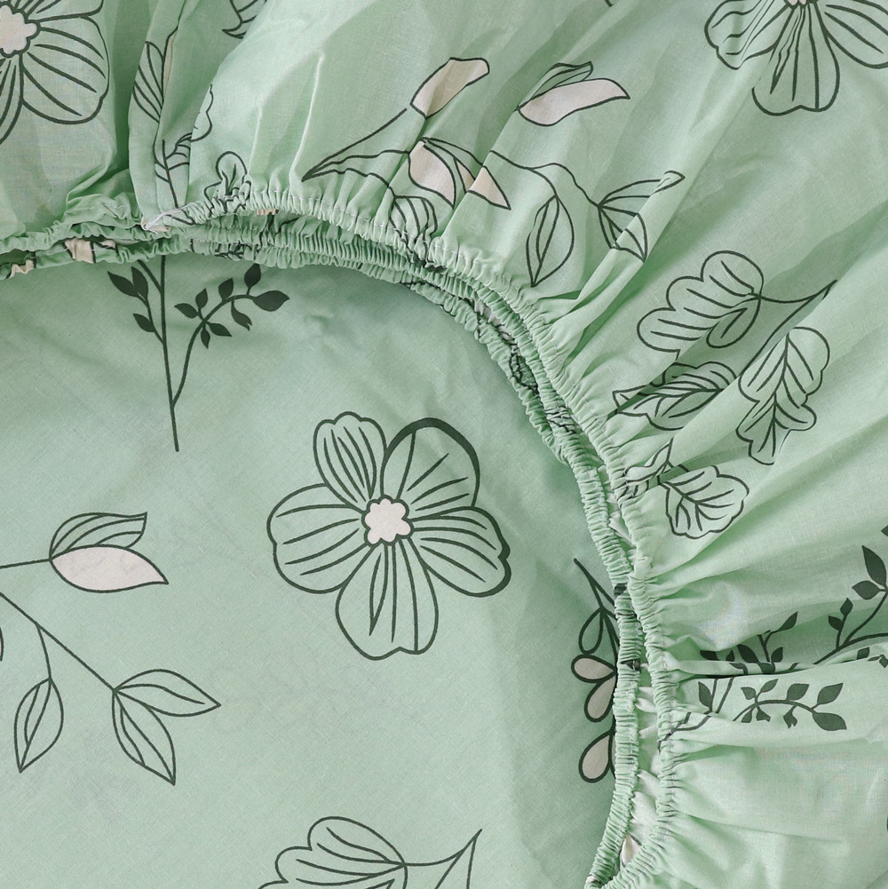 Простынь на резинке (160*200*25) зеленого цвета с цветочным принтом №661843