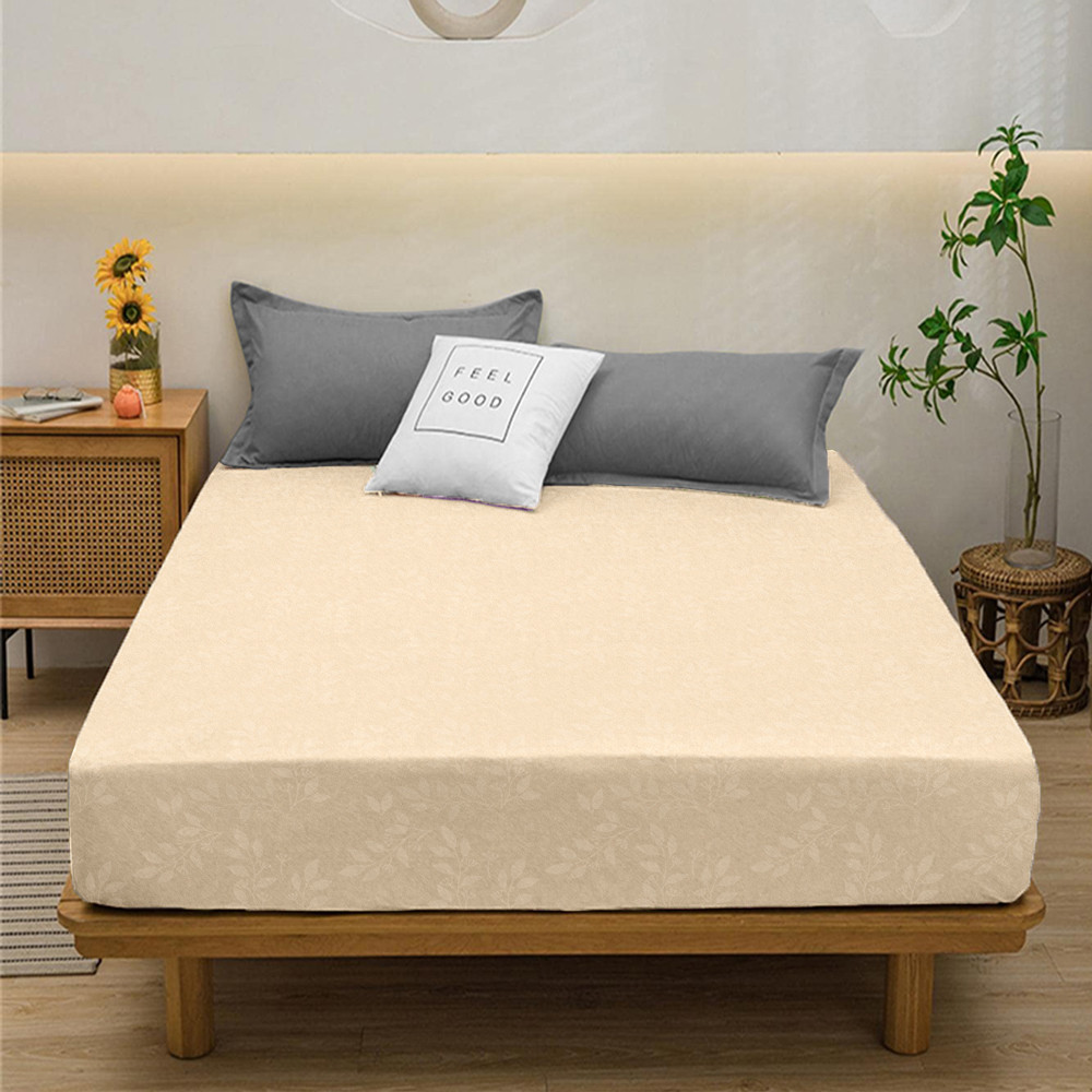 Простирадло на резинці (140*200*25)  з гілочками на жовтому №8877