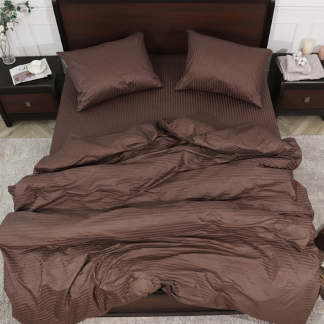 Євро-максі набір постільної білизни 200*220 з Страйп Сатину з простирадлом на резинці №551312