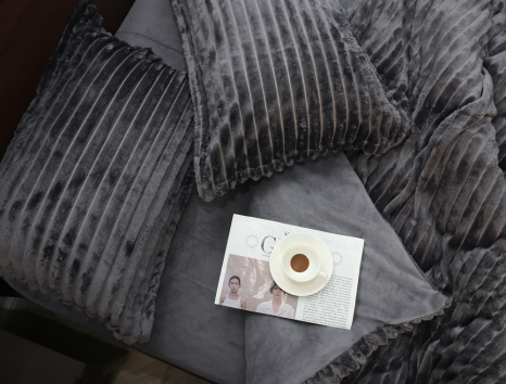 Полуторный набор постельного белья 160*200 из Плюш Велюра №800-05 Черешенка™