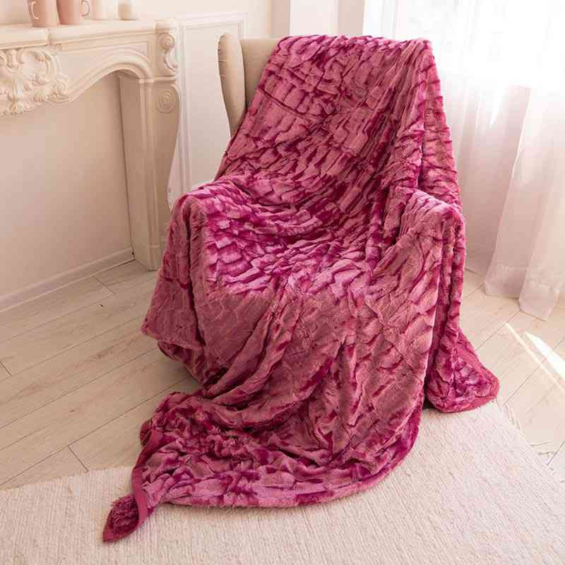 Двостороннє евро-максі покривало-плед "норка" (230*200) - темно-рожеве