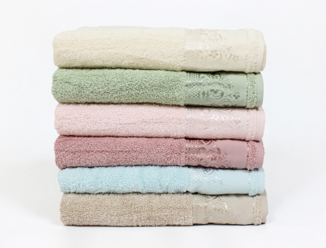 Комплект махрових банних рушників CESTEPE SARA (140*70)