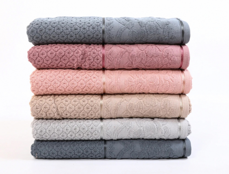 Комплект махрових банних рушників CESTEPE DORE (150*90)