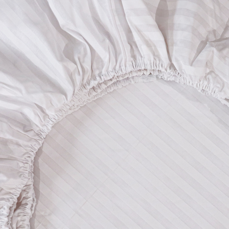 Простынь на резинке (160*200*25) белая полоска №666617