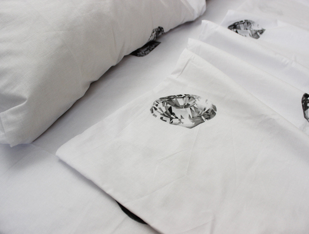 Євро-максі набір постільної білизни 200*220 із Ранфорсу №18077 Черешенка™