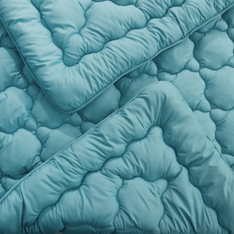 Двоспальна ковдра мікрофібра/холофайбер №46001