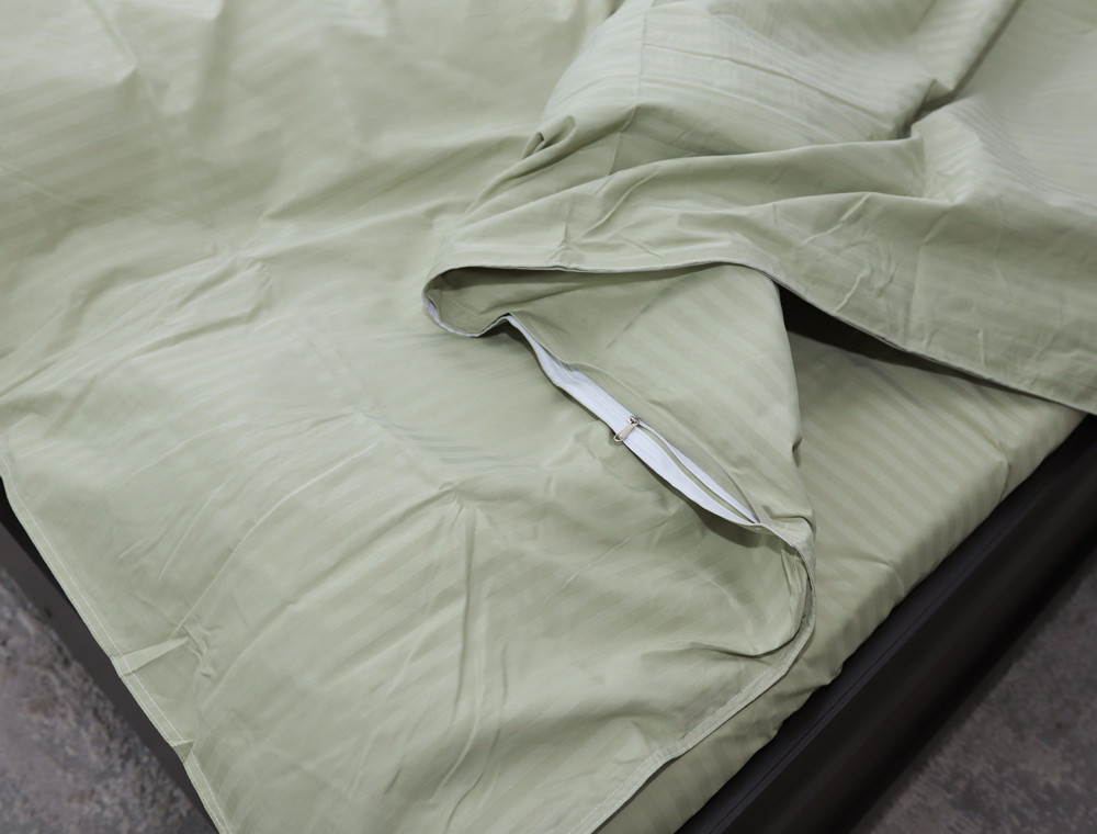 Евро макси набор постельного белья 200*230 из Страйп Сатина D-17