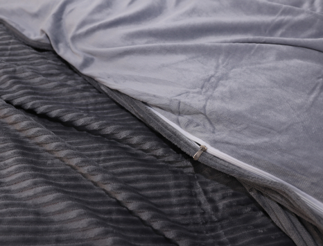 Евро-макси набор постельного белья 200*230 из Плюш Велюра №700-05 Черешенка™