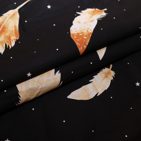 Тканина для постільної білизни Бязь "Gold" Lux "Пір'я (чорний, оранжеві)" GL1242A