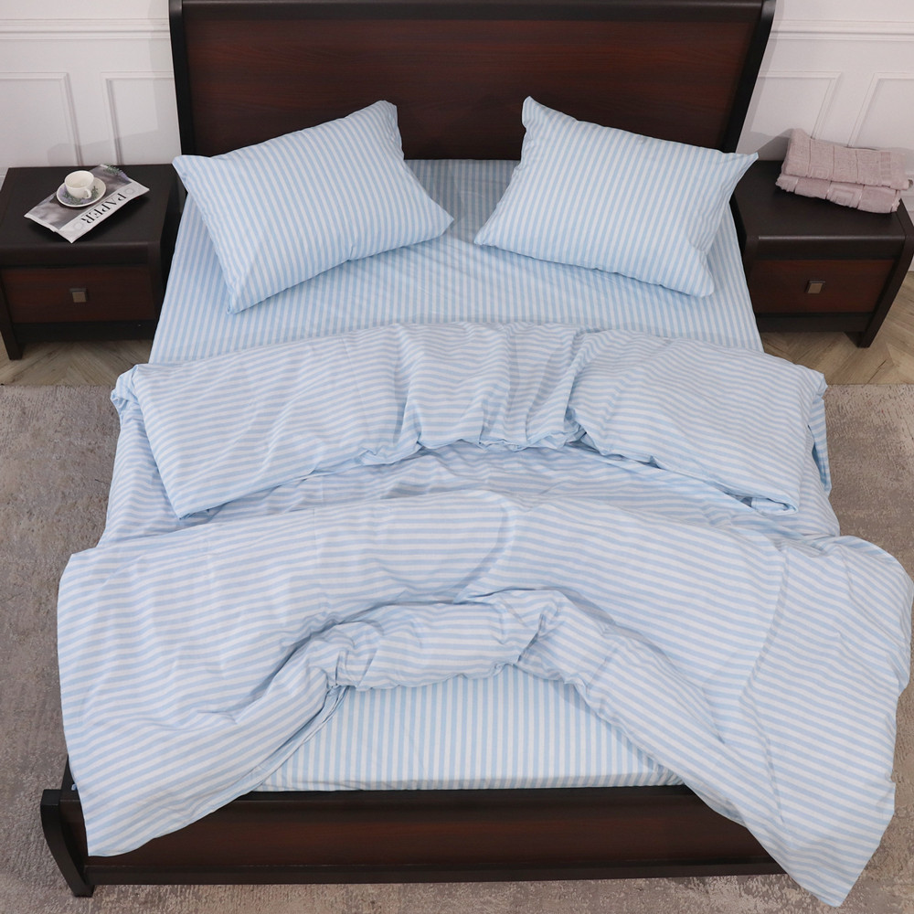 Семейный набор хлопкового постельного белья в полоску из Бязи "Gold" №156613 Черешенка™