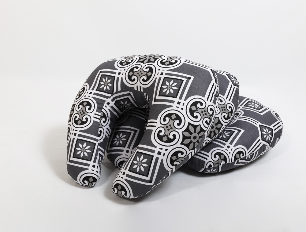 Дорожня подушка-рогалик для подорожей №60001