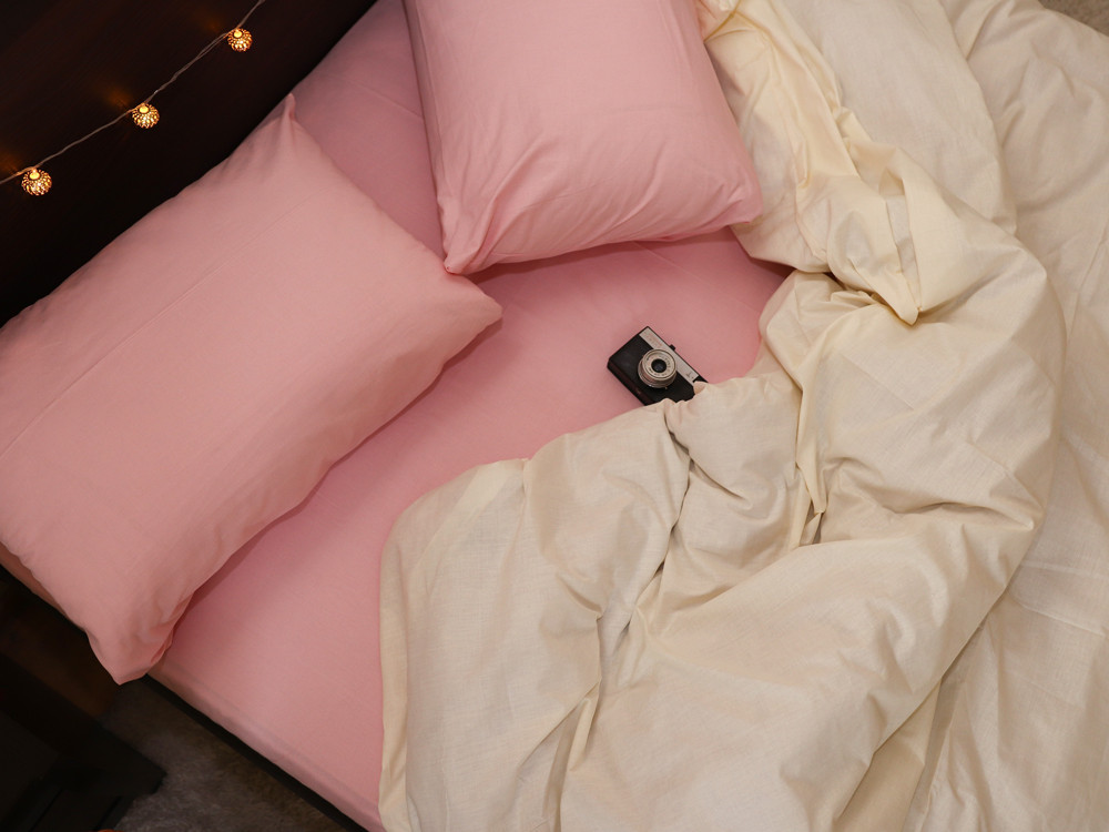 Сімейний набір однотонної постільної білизни із Бязі "Gold" №151560AB Черешенка™