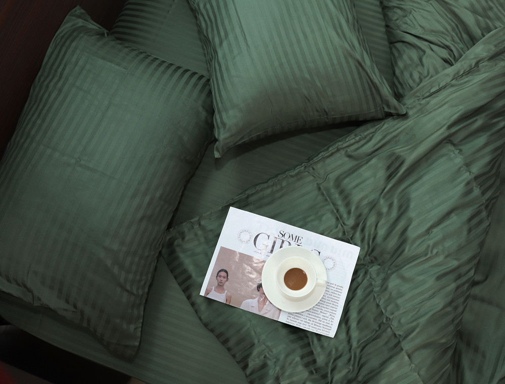 Сімейний набір постільної білизни зі Страйп Сатину №18-6114 Черешенка™