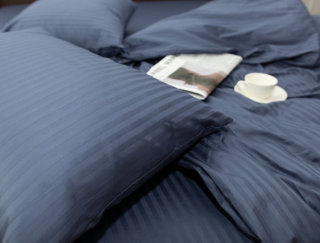 Семейный набор хлопкового постельного белья из Страйп Сатина №503928 Черешенка™