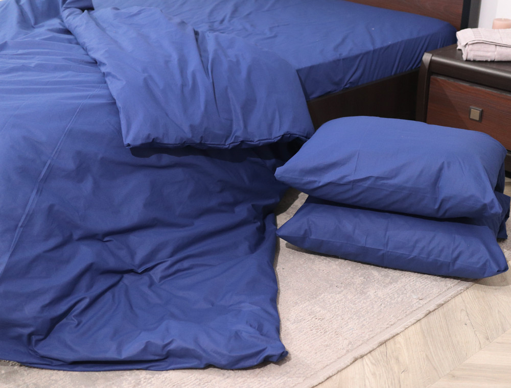 Полуторный набор однотонного постельного белья 150*220 из Бязи "Gold" №151033 Черешенка™