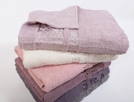 Комплект махрових банних рушників CESTEPE BUKET (150*90)