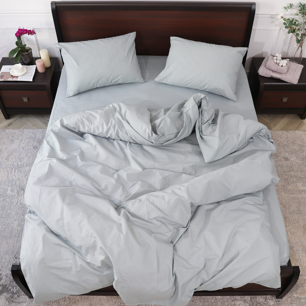 Полуторный набор однотонного постельного белья 150*220 из Бязи "Gold" №155521 Черешенка™