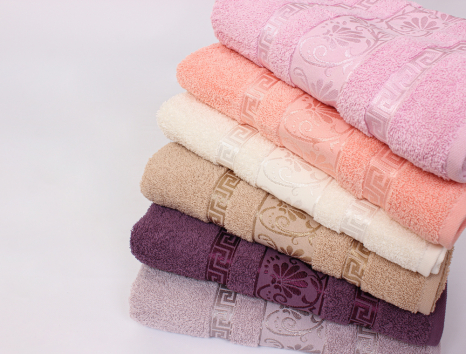 Комплект махрових банних рушників CESTEPE DIANA (140*70)