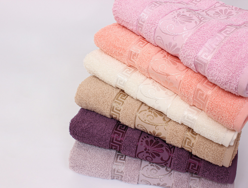 Комплект махрових банних рушників CESTEPE DIANA (140*70)