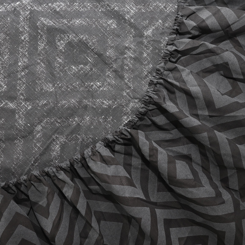 Простирадло на резинці (180*200*25) чорний ромб №132