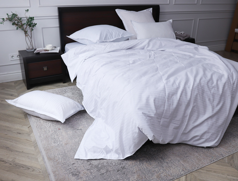 Евро макси набор постельного белья 200*230 из Страйп Сатина D-01