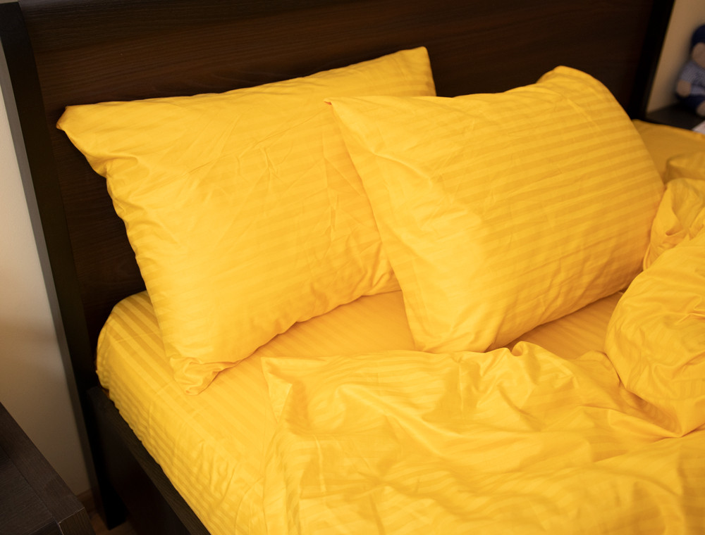 Сімейний набір постільної білизни зі Страйп Сатину №50888 Черешенка™