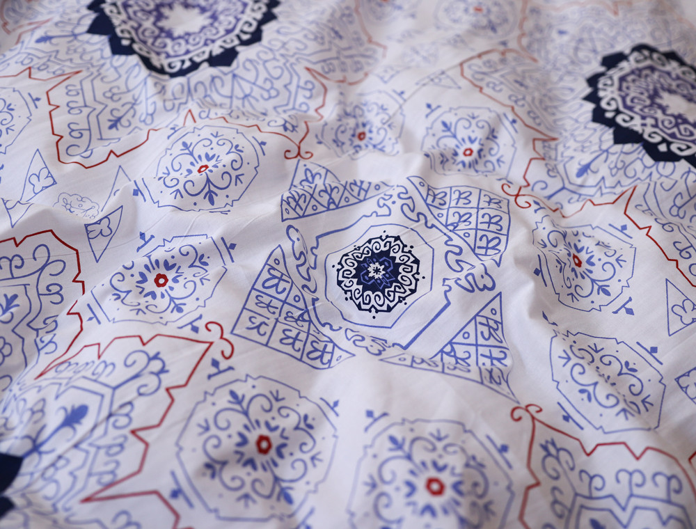 Евро макси набор постельного белья 200*220 из Сатина №414656AB Черешенка™