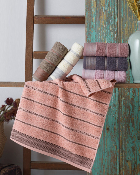 Комплект махровых банных полотенец CESTEPE CIZGILI (140*70)