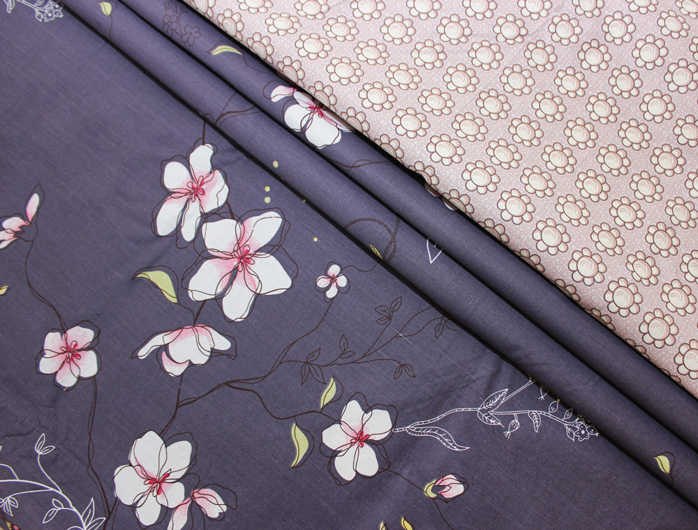 Ткань для постельного белья Бязь "Gold" Lux "Цветочный принт (темно-синий)" GL1291 (A+B) - (50м+50м)