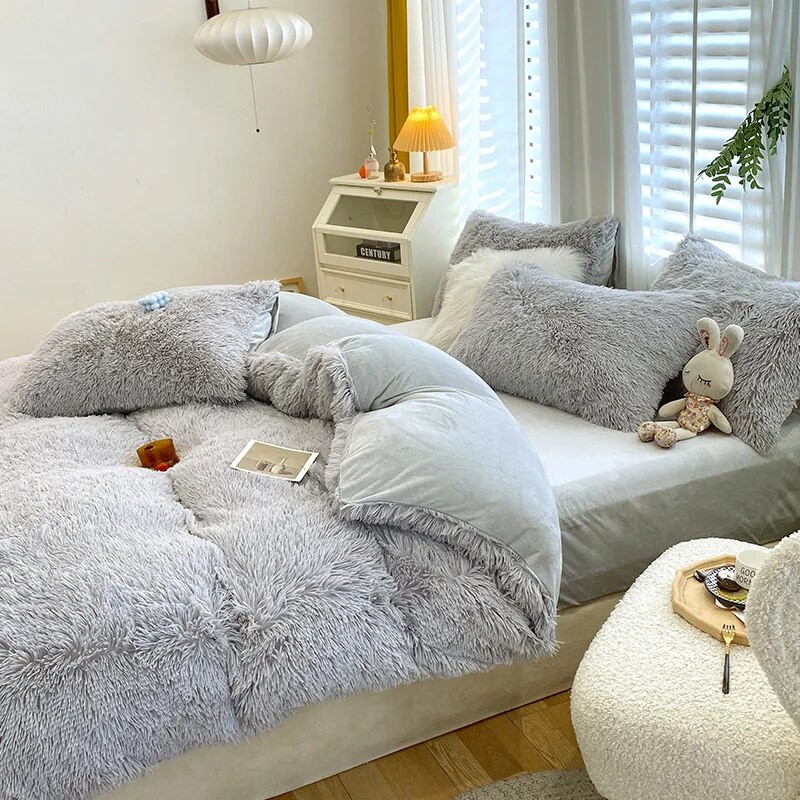 Евро-макси набор постельного белья 200*230 Плюш Травка №EL-05 Черешенка™