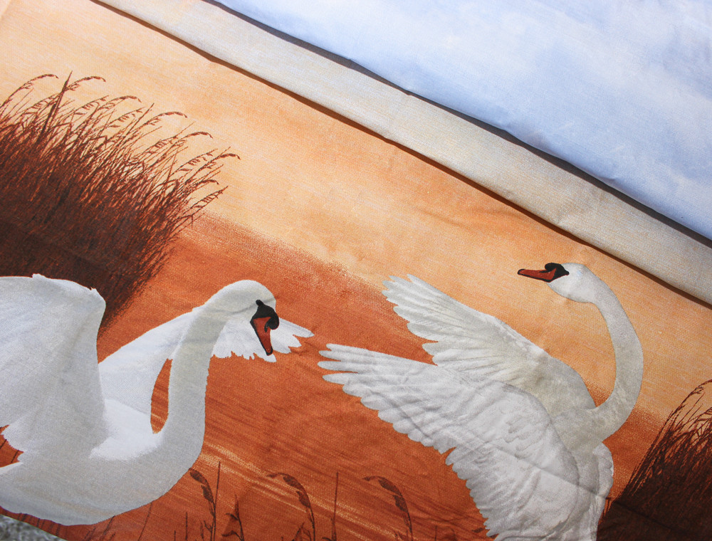 Тканина для постільної білизни Бязь "Gold" Lux "Білі лебеді" GL779