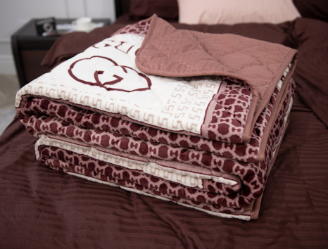 Євро-максі флісове стьобане покривало №55008