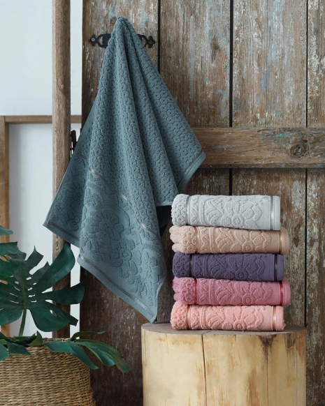 Комплект махрових банних рушників CESTEPE DORE (140*70)