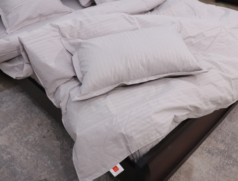 Евро макси набор постельного белья 200*230 из Страйп Сатина D-012