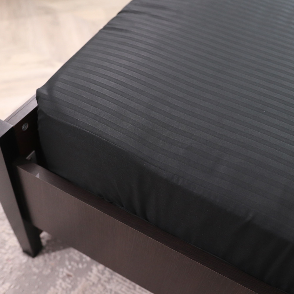 Простирадло на резинці (120*200*25) чорна смужка №2228