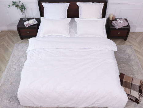 Евро макси набор постельного белья 200*230 из Страйп Сатина D-01