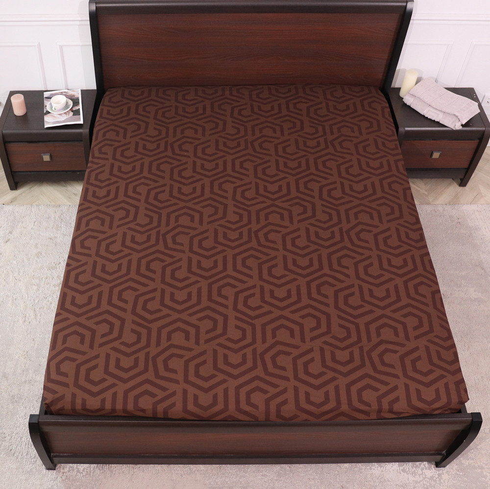 Простынь на резинке (90*200*25) коричневая геометрия №667865