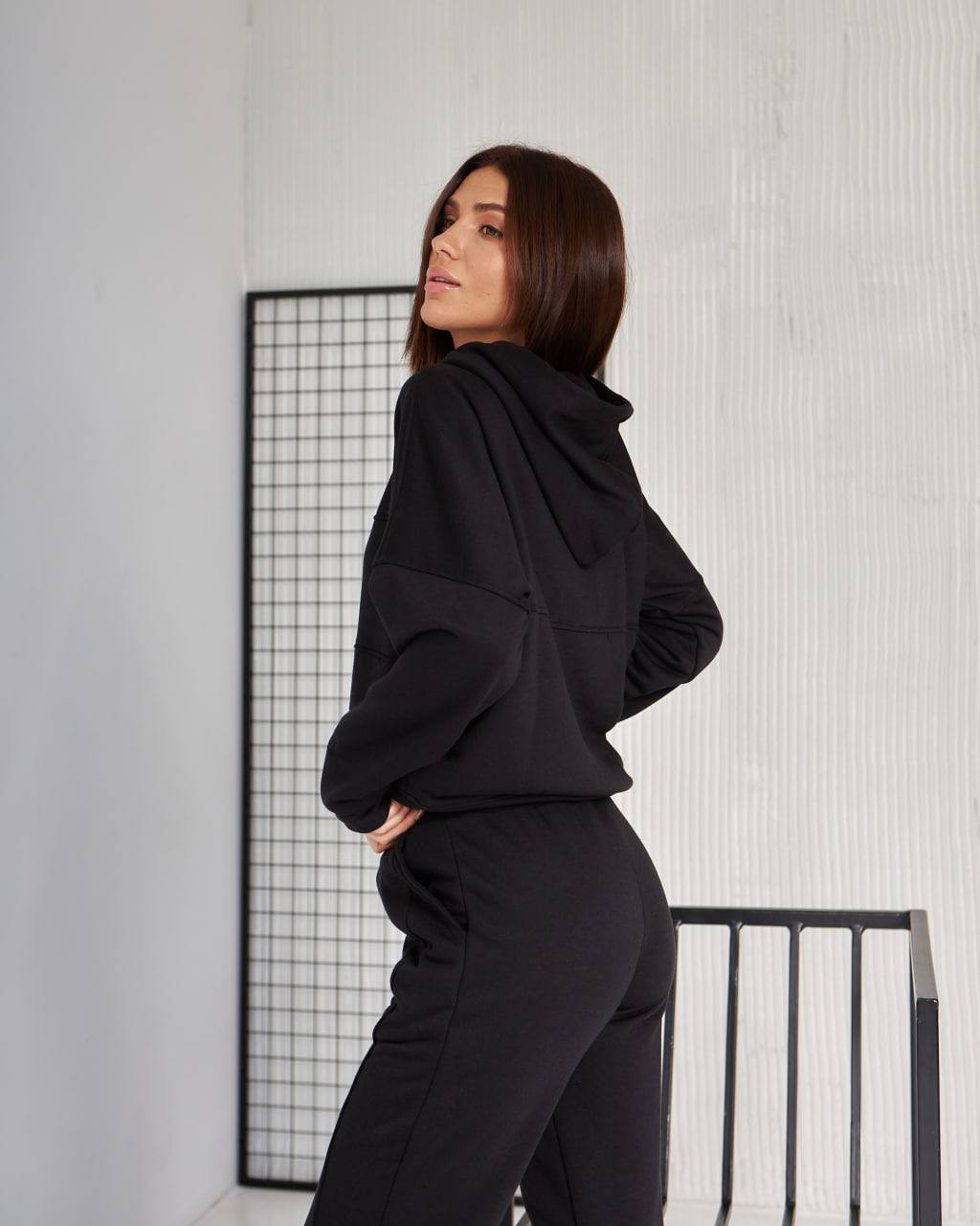 Жіночий спортивний костюм з капюшоном (Розмір S) чорний №20222160