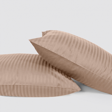 Двоспальний набір постільної білизни 180*220 з Страйп Сатину з простирадлом на резинці №551209