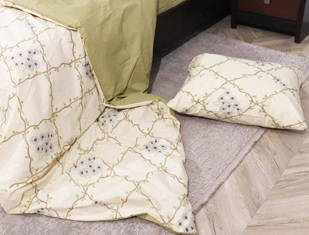 Сімейний набір постільної білизни із Бязі "Gold" №155256АВ Черешенька™