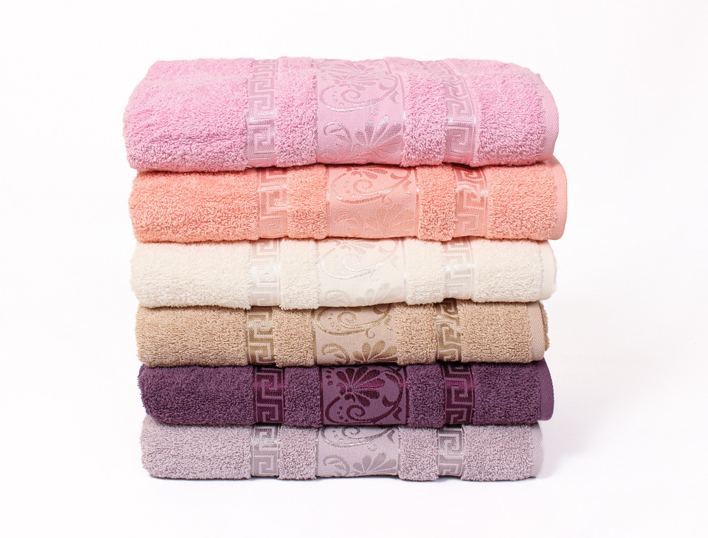 Комплект махрових банних рушників CESTEPE DIANA (140*70)