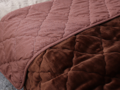 Євро-максі флісове стьобане покривало №55068R