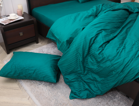 Двуспальный набор постельного белья 180*220 из Страйп Сатина №18-4728 Черешенка™