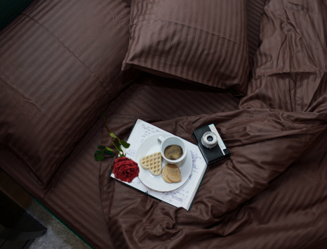 Полуторний набір постільної білизни 150*220 зі Страйп Сатину №501420 Черешенка™