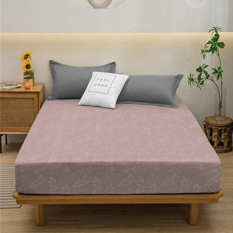 Простирадло на резинці (120*200*25) з гілочками на пудровому  №8582